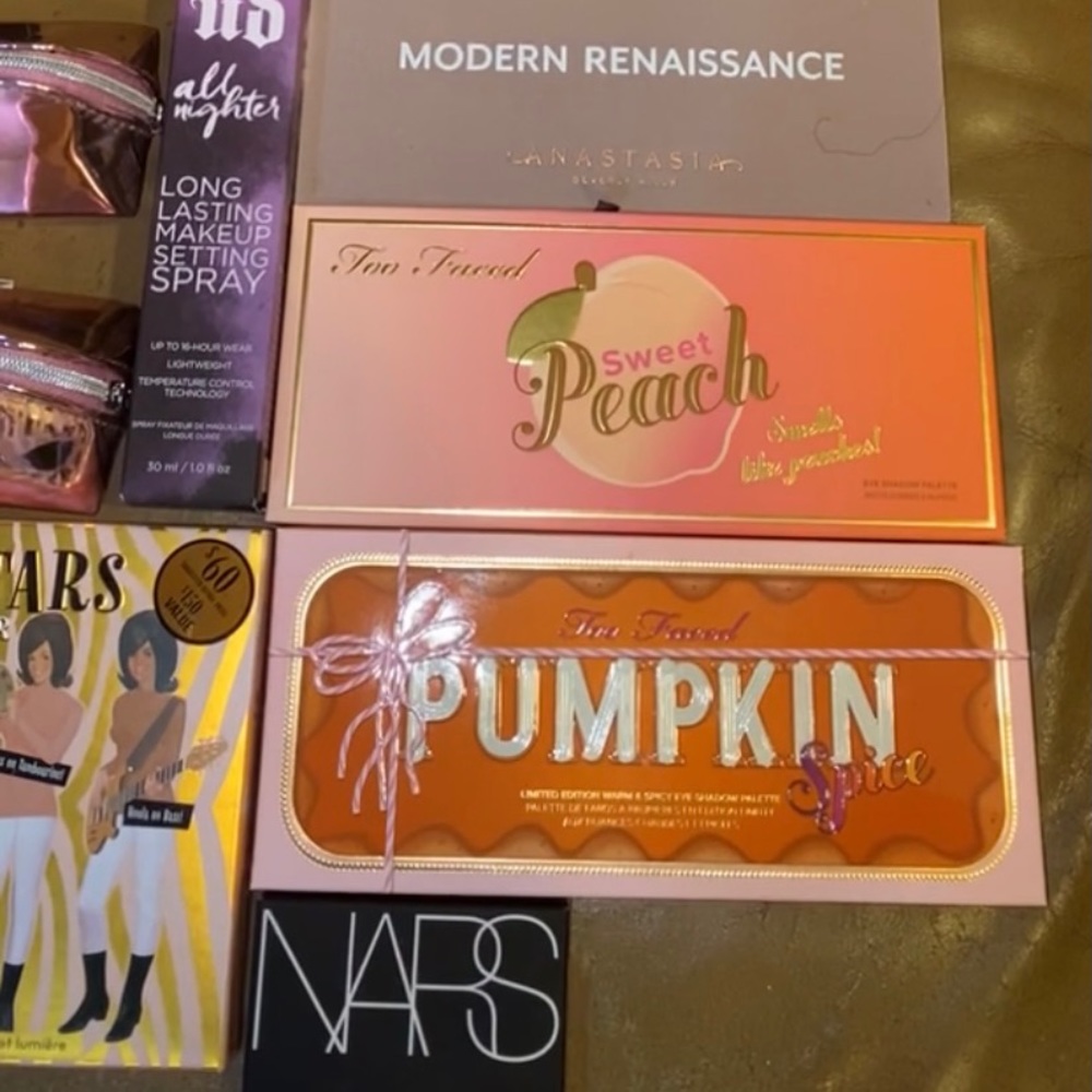 BUNCH OF MAKEUP